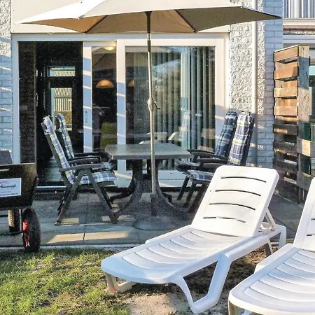 Two-bedroom In Vakantiehuis Callantsoog